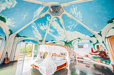 The Master Suite with panoramic mountain and ocean views at Airborne Arts